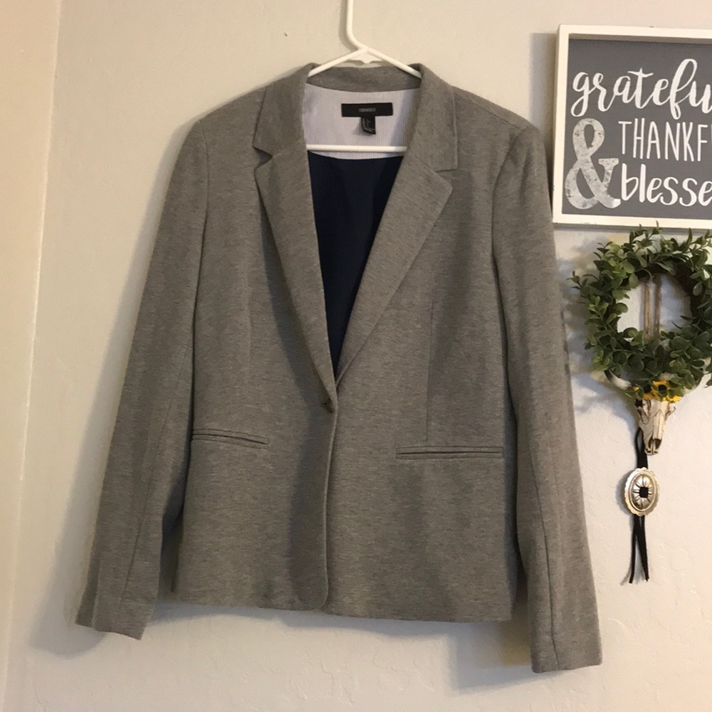 Gray blazer
